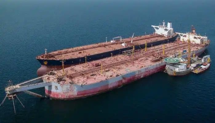 也门外海沉没油轮上的石油被全部清除