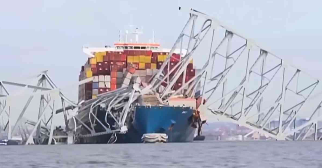巴尔的摩声称撞桥的这艘船船员和船舶本身均“不适航”